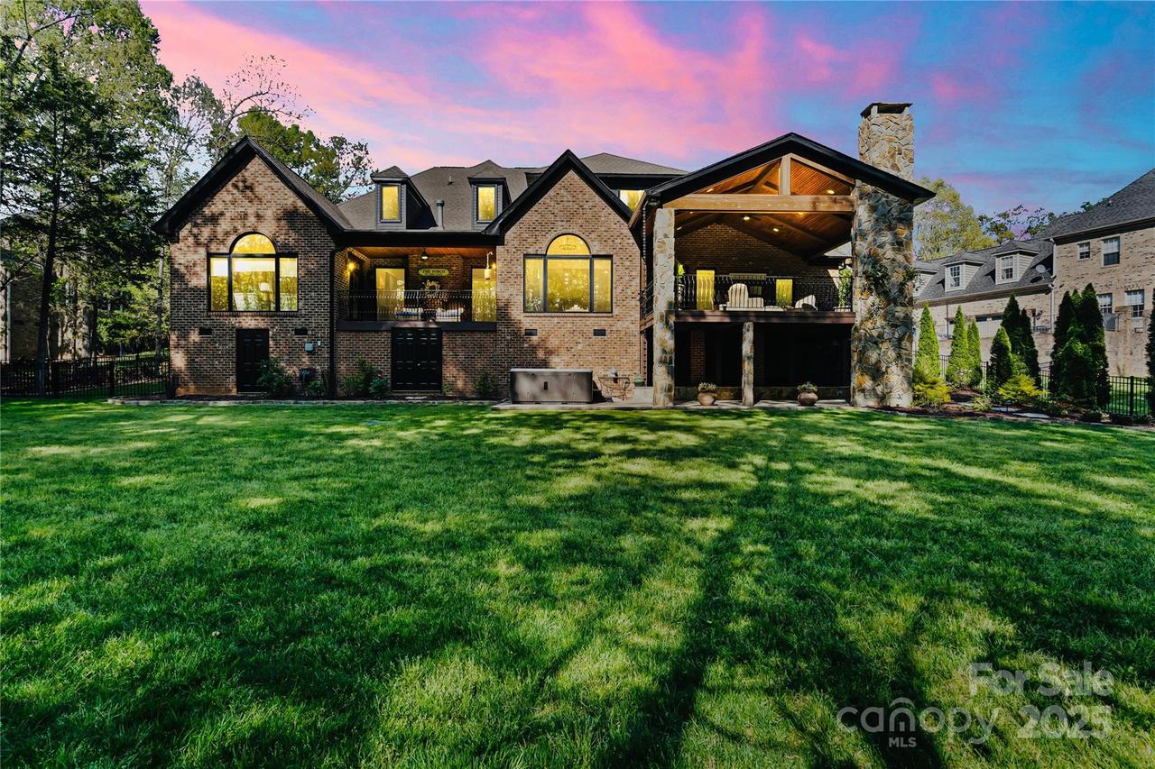 1614 Shimron Ln., Waxhaw, NC 28173