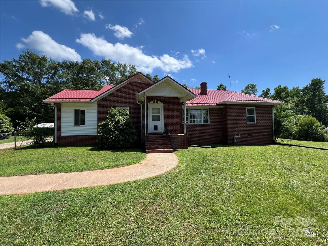 179 Sunnyside St., Forest City, NC 28043