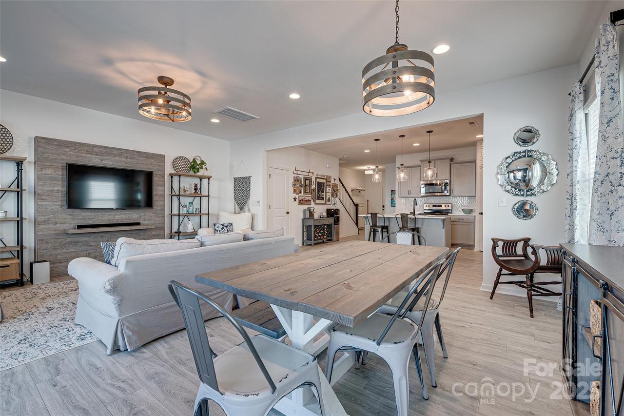 11120 Pagebrook Ln., Charlotte, NC 28214