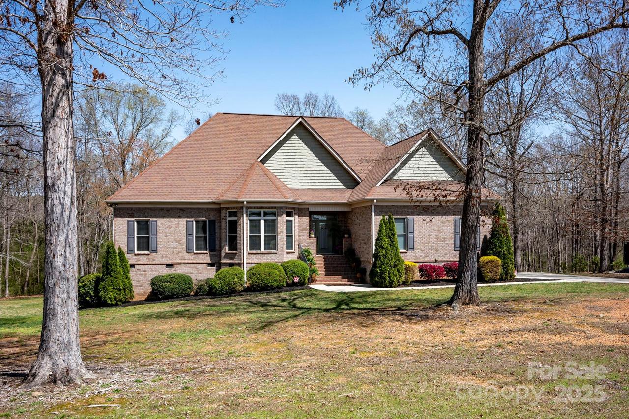 4027 Yesteryears Ln., Marshville, NC 28103