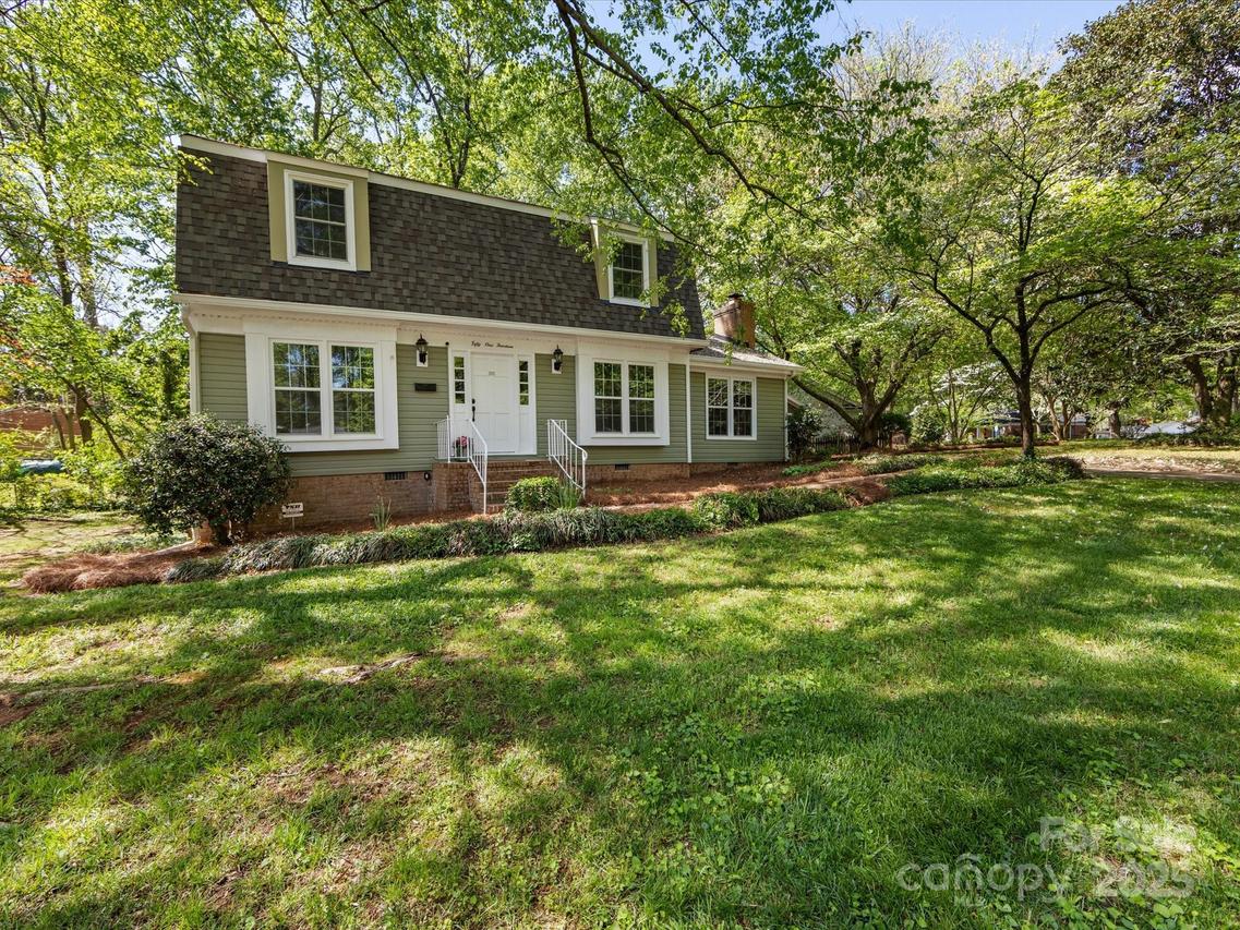 5114 Glenbrier Dr., Charlotte, NC 28212