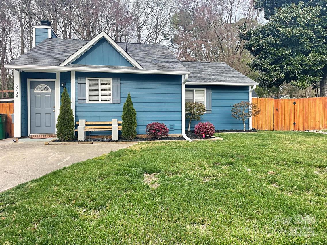3738 Ashley Hall Dr., Charlotte, NC 28227