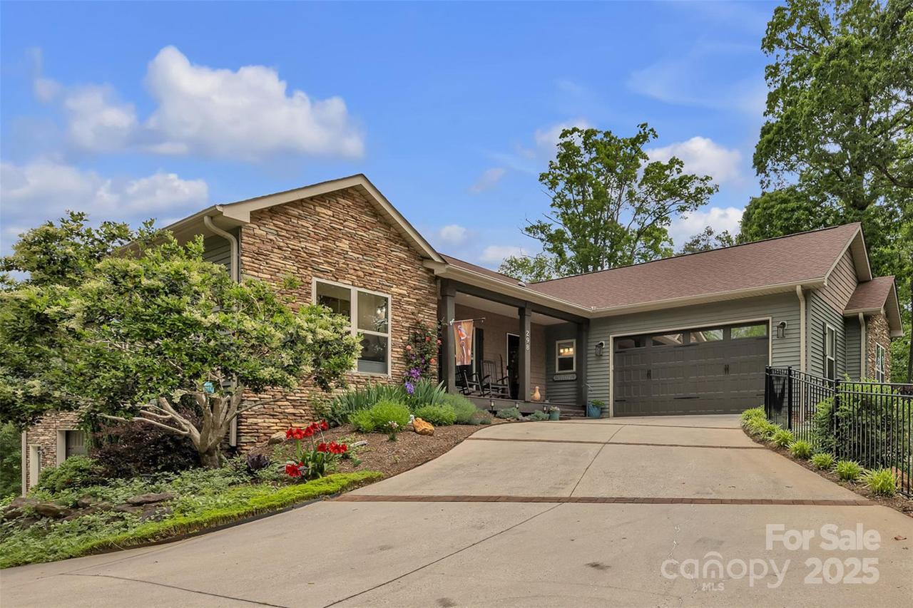 298 Poplar Grove Ct., Taylorsville, NC 28681