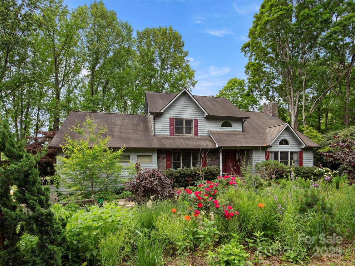 5 Spring Cove Ct., Arden, NC 28704