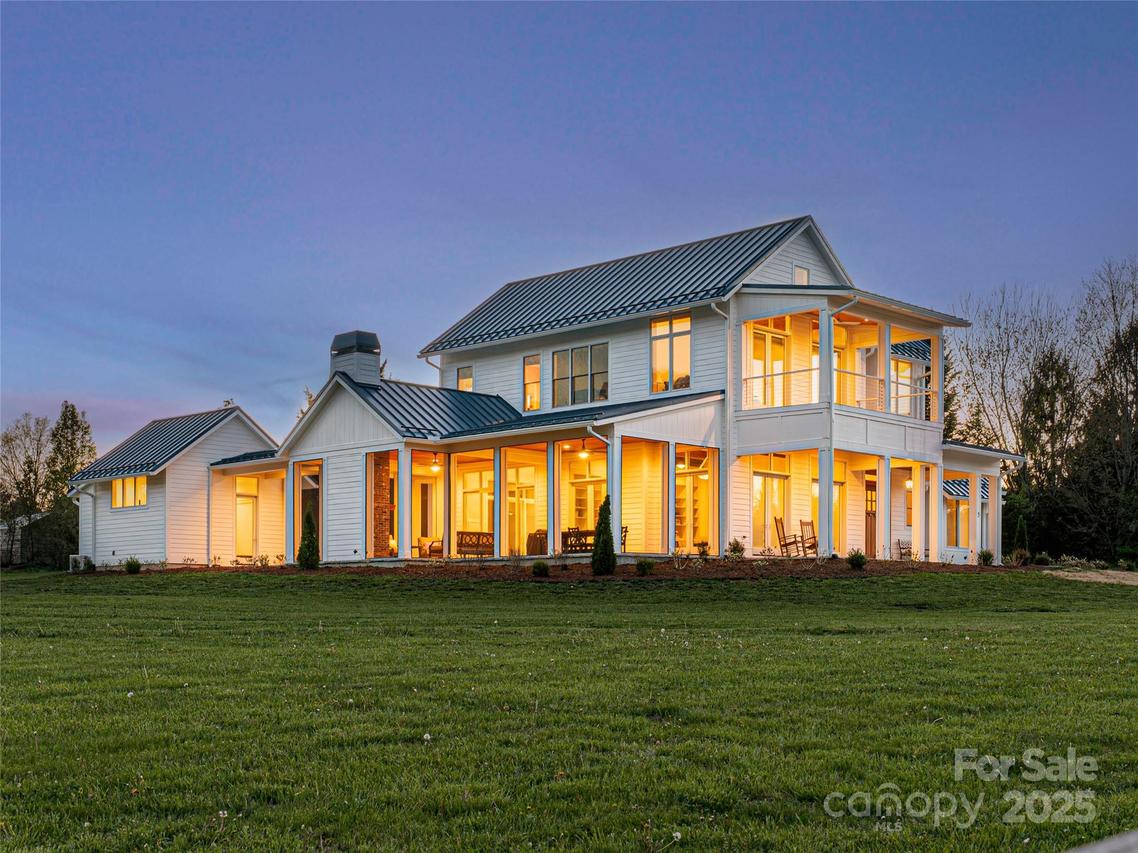 5 Sweetgrass Ln., Fletcher, NC 28732