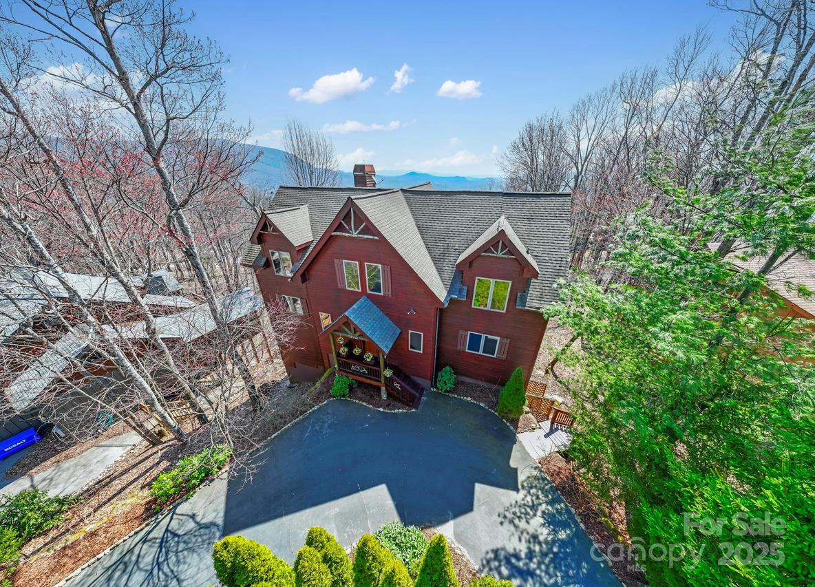 277 Kestrel Ct., Sapphire, NC 28774