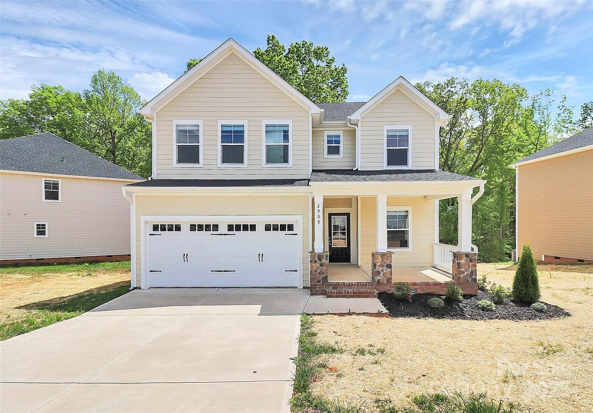 2908 Woodlands Creek Dr., Monroe, NC 28110
