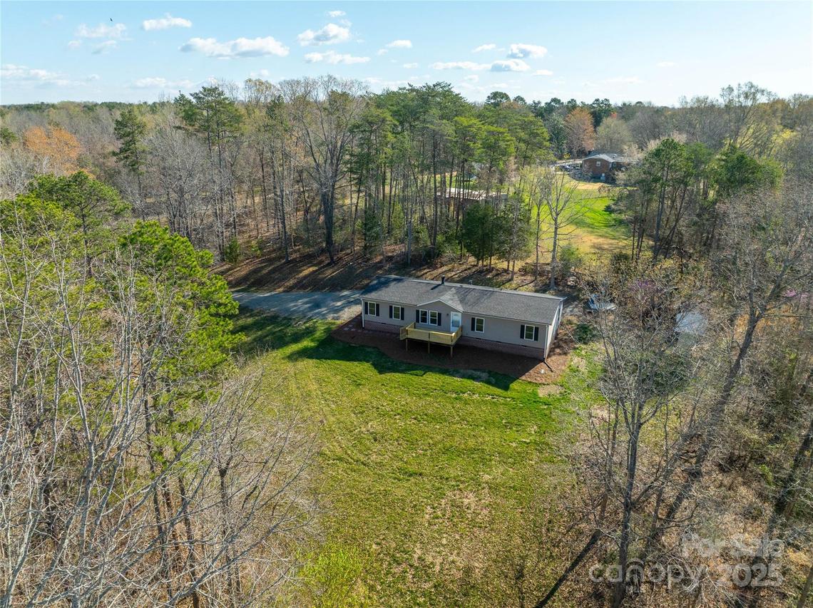 235 Hearthside Ln., Mocksville, NC 27028