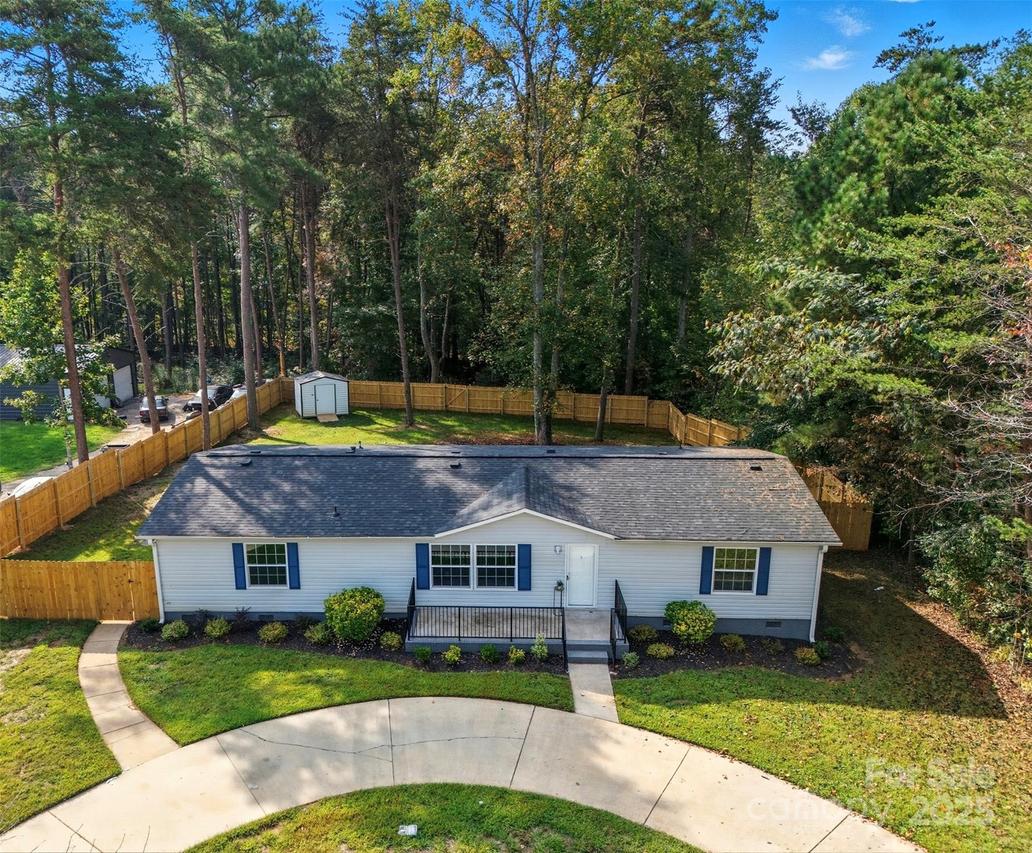 166 Brook Creek Dr., Troutman, NC 28166