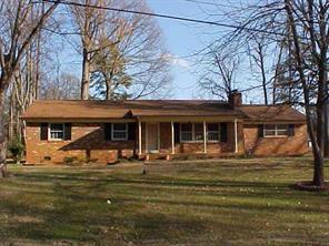 2633 Moores Park Dr., Charlotte, NC 28214