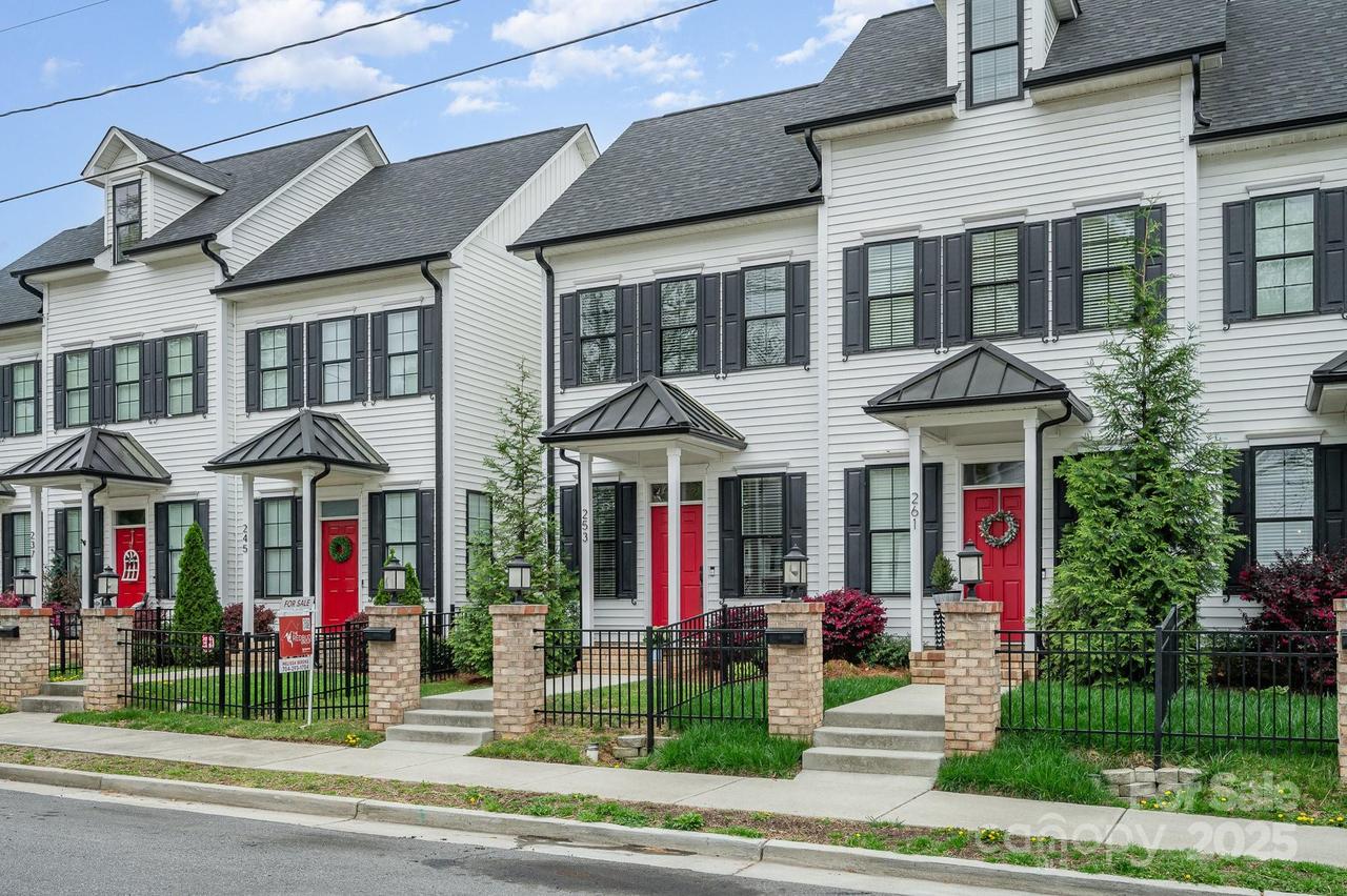 253 W G St., Kannapolis, NC 28081