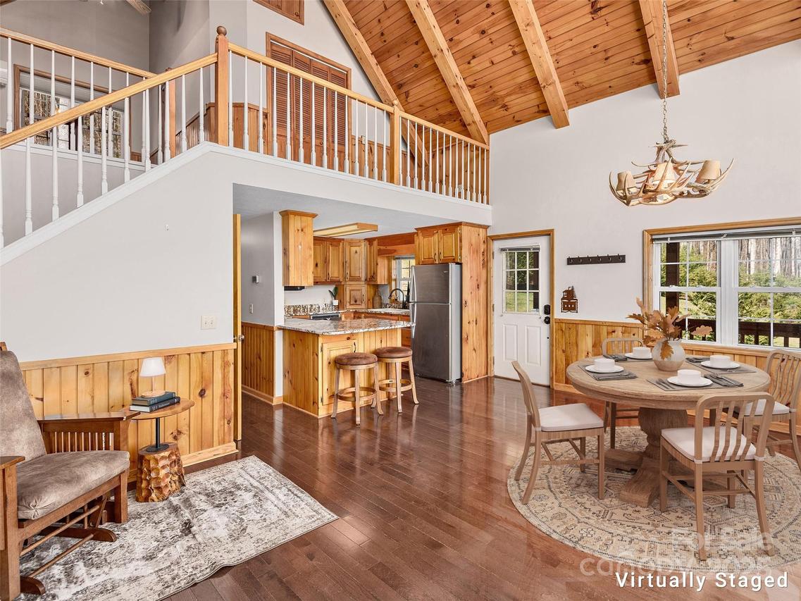 575 Twin Brook Dr., Waynesville, NC 28785