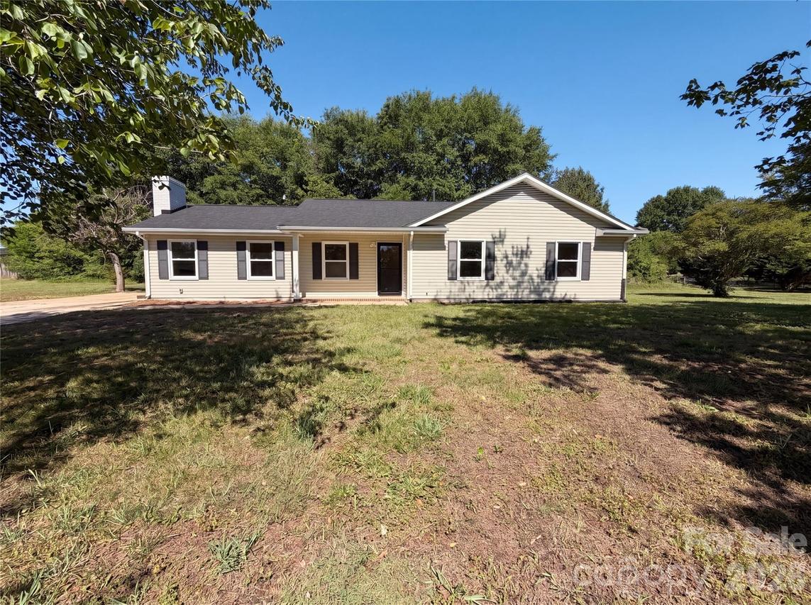 4700 Misty Hill Ln., Gastonia, NC 28056