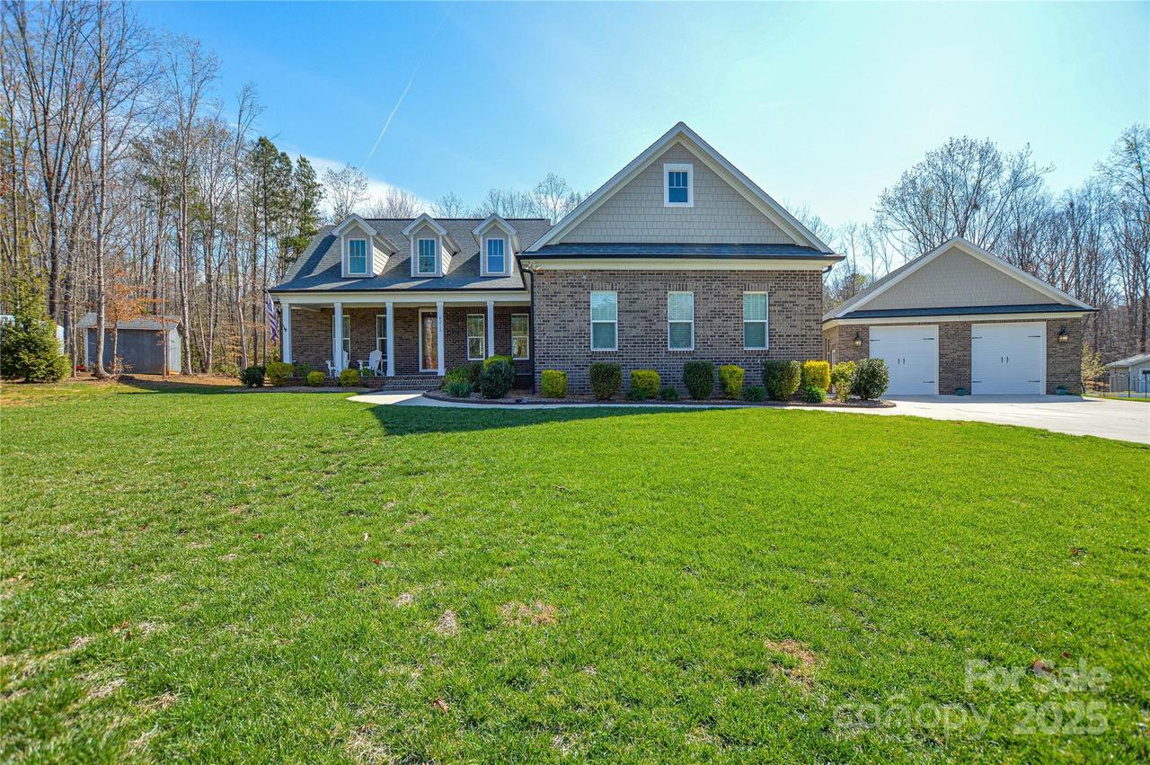 8212 Bennett Ln. #5, Sherrills Ford, NC 28673