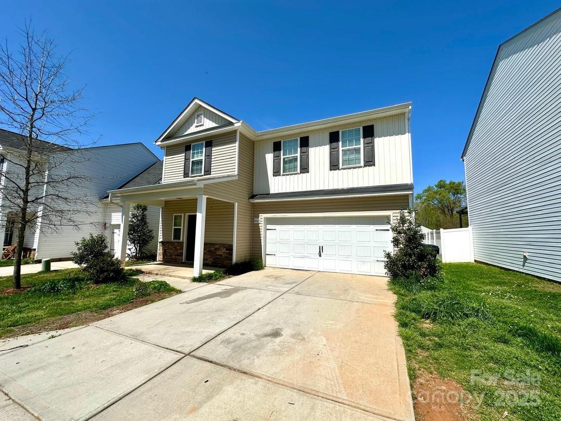 8223 Gabon Ct., Charlotte, NC 28215