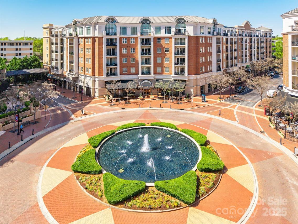 4620 Piedmont Row Dr. #601D, Charlotte, NC 28210