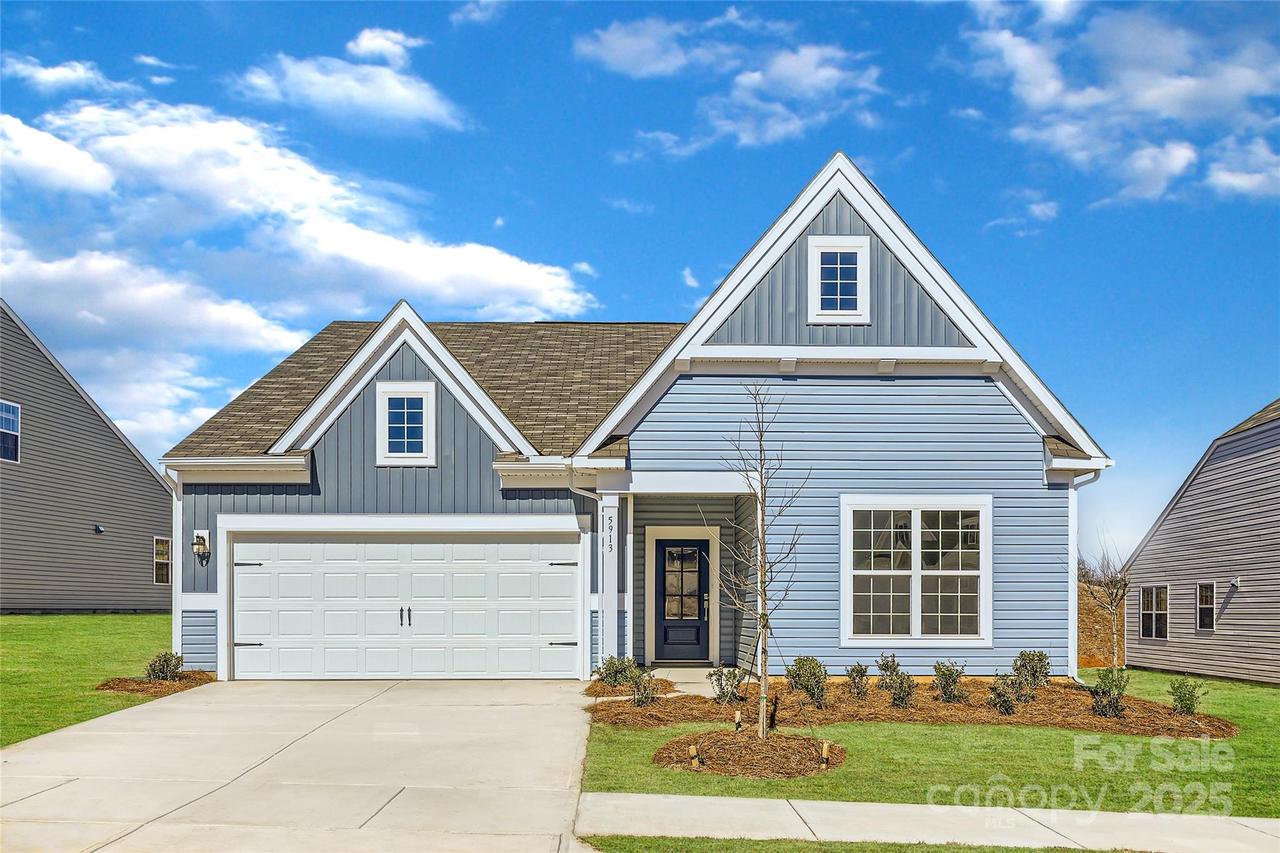 5913 Oak Branch Cir., Maiden, NC 28650