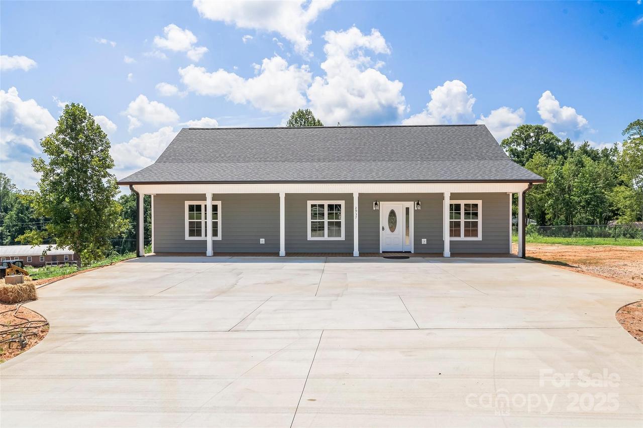 2937 Frank Whisnant Rd., Morganton, NC 28655
