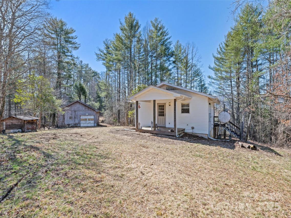91 Jeter Rd., Clyde, NC 28721