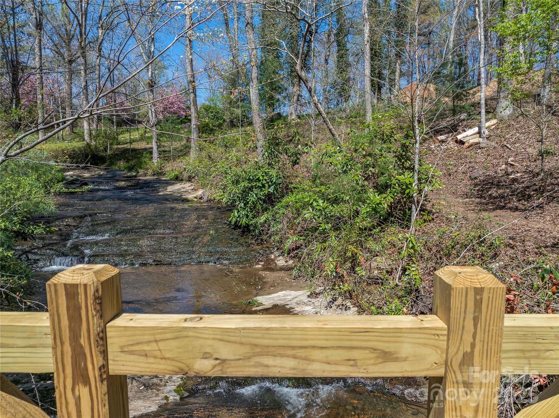 99999 Running Creek Tr., Arden, NC 28704