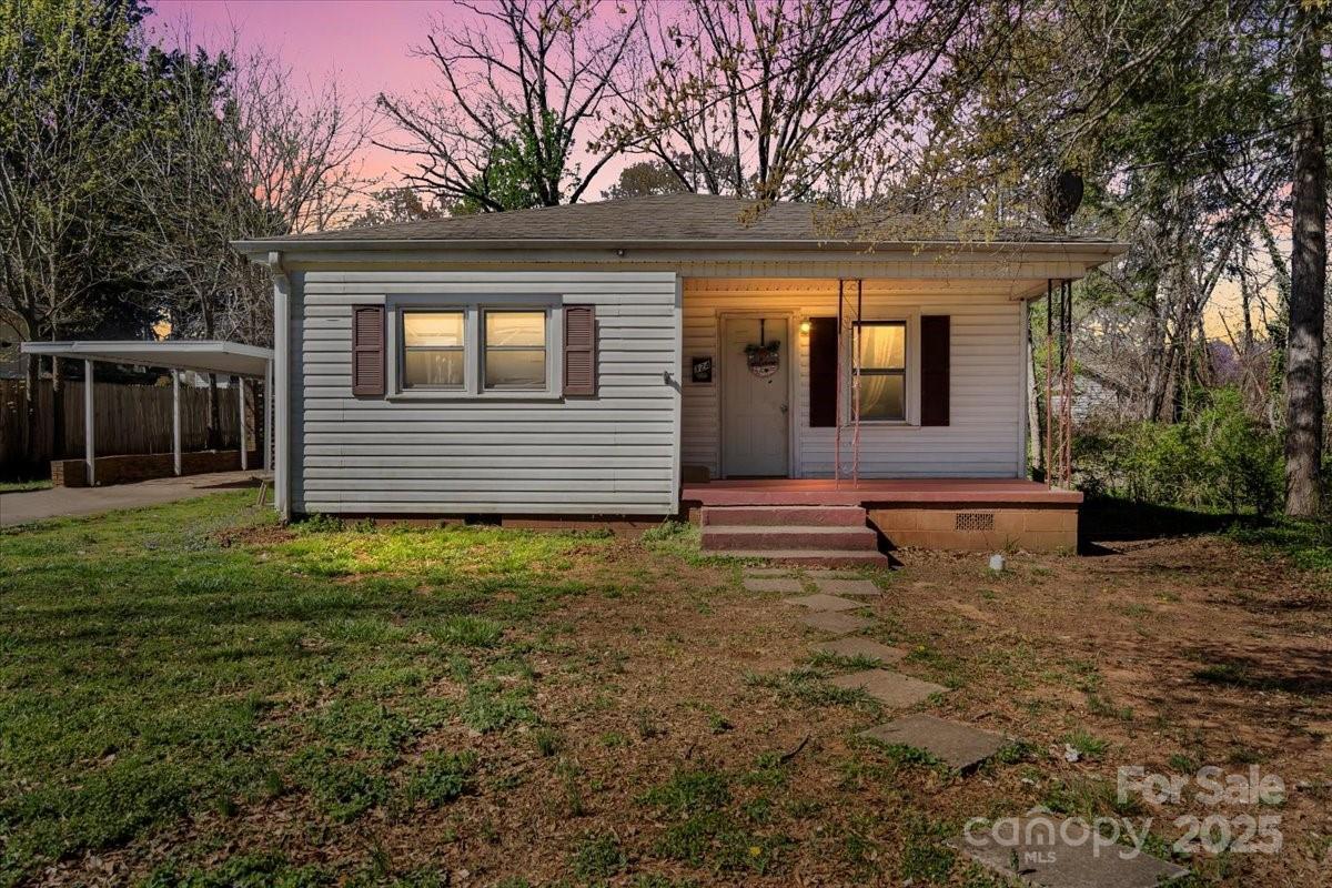 324 Harmon St., Forest City, NC 28043