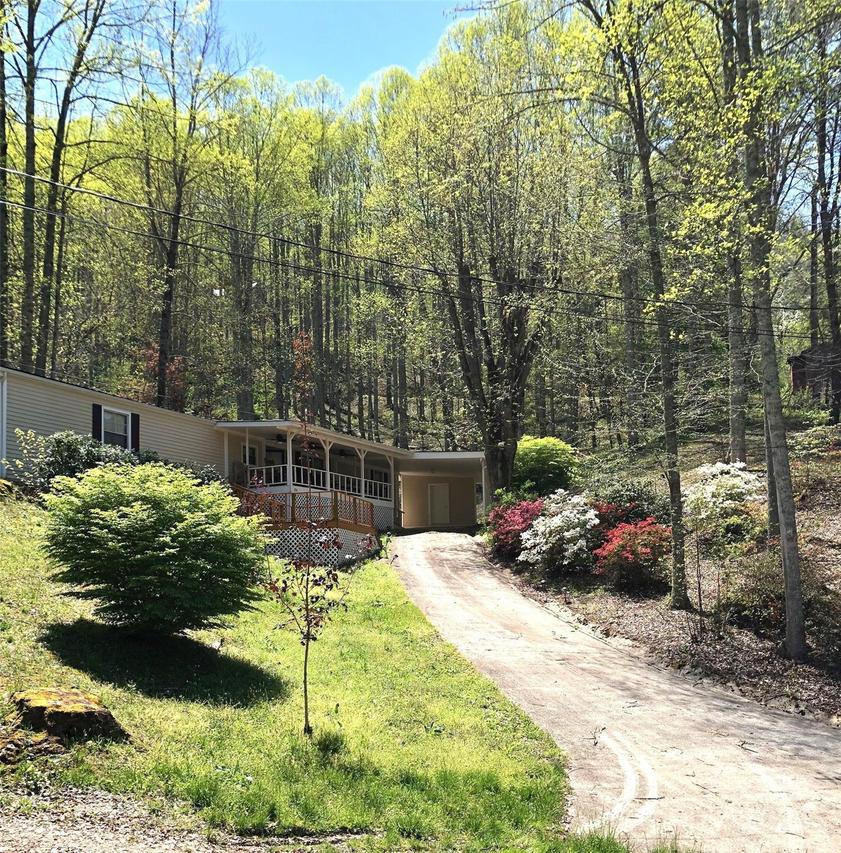 84 Greentree Ln., Canton, NC 28716