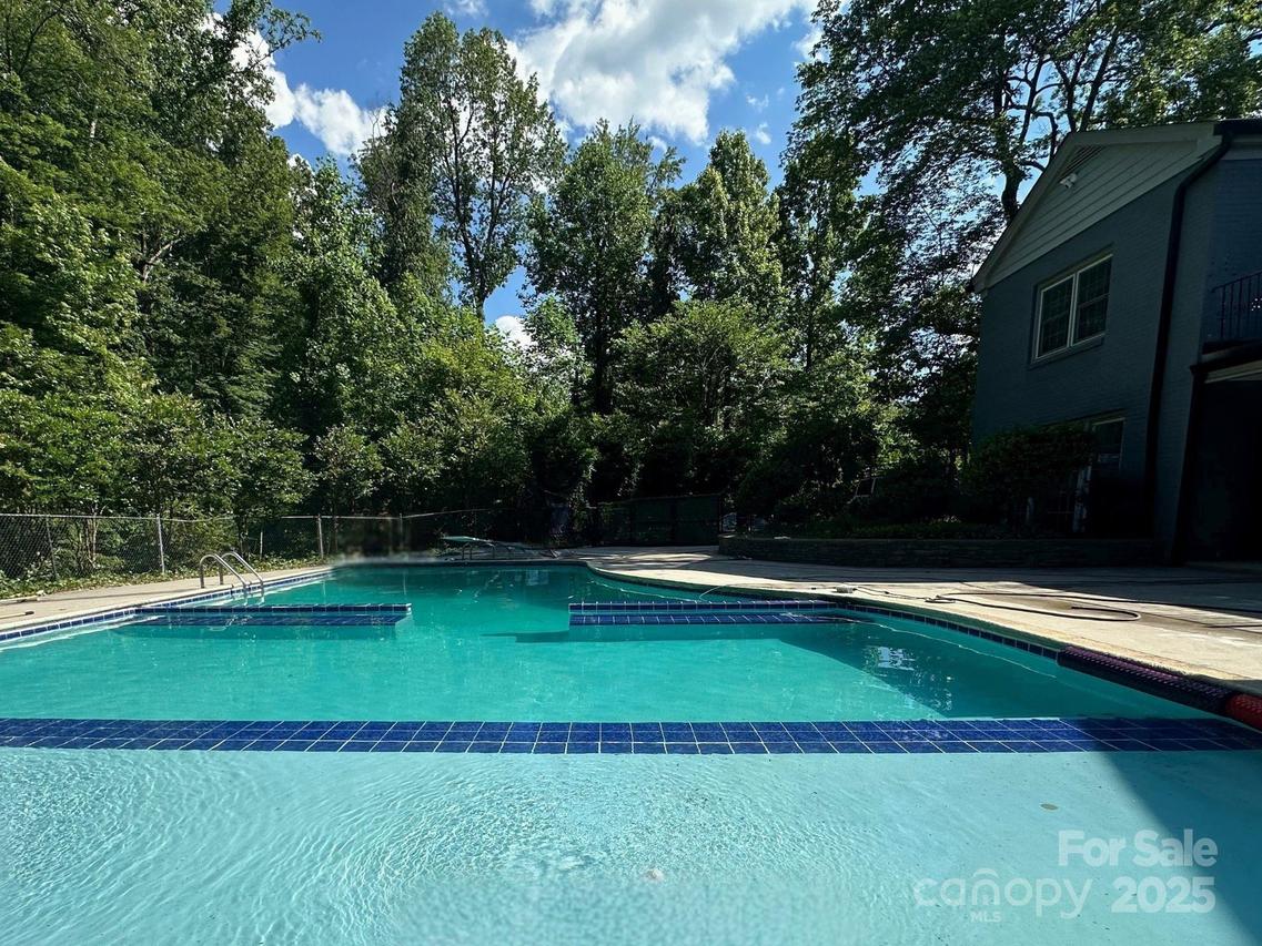214 Lake Dr., Thomasville, NC 27360