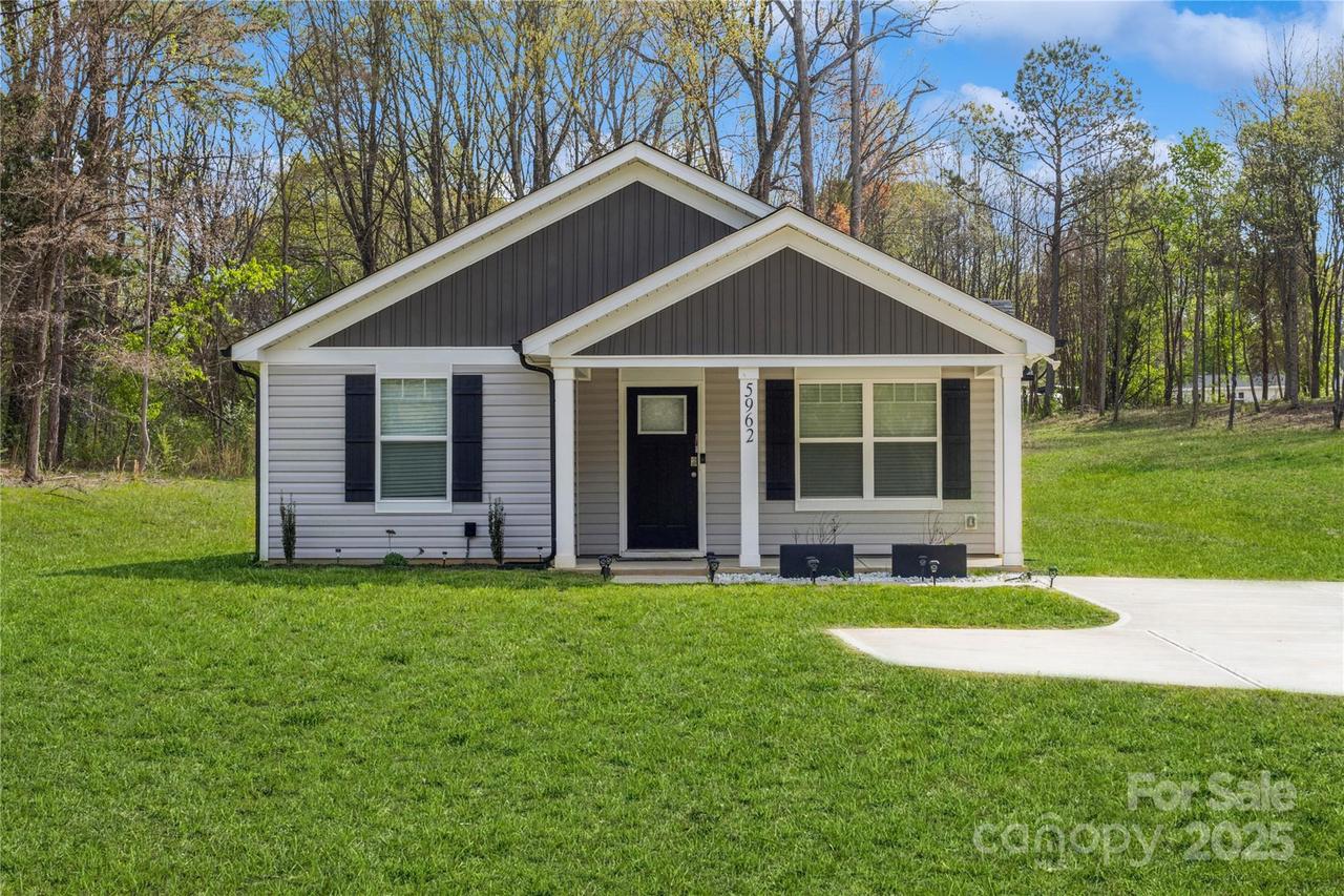 5962 Charlie Walker Rd., Kannapolis, NC 28081