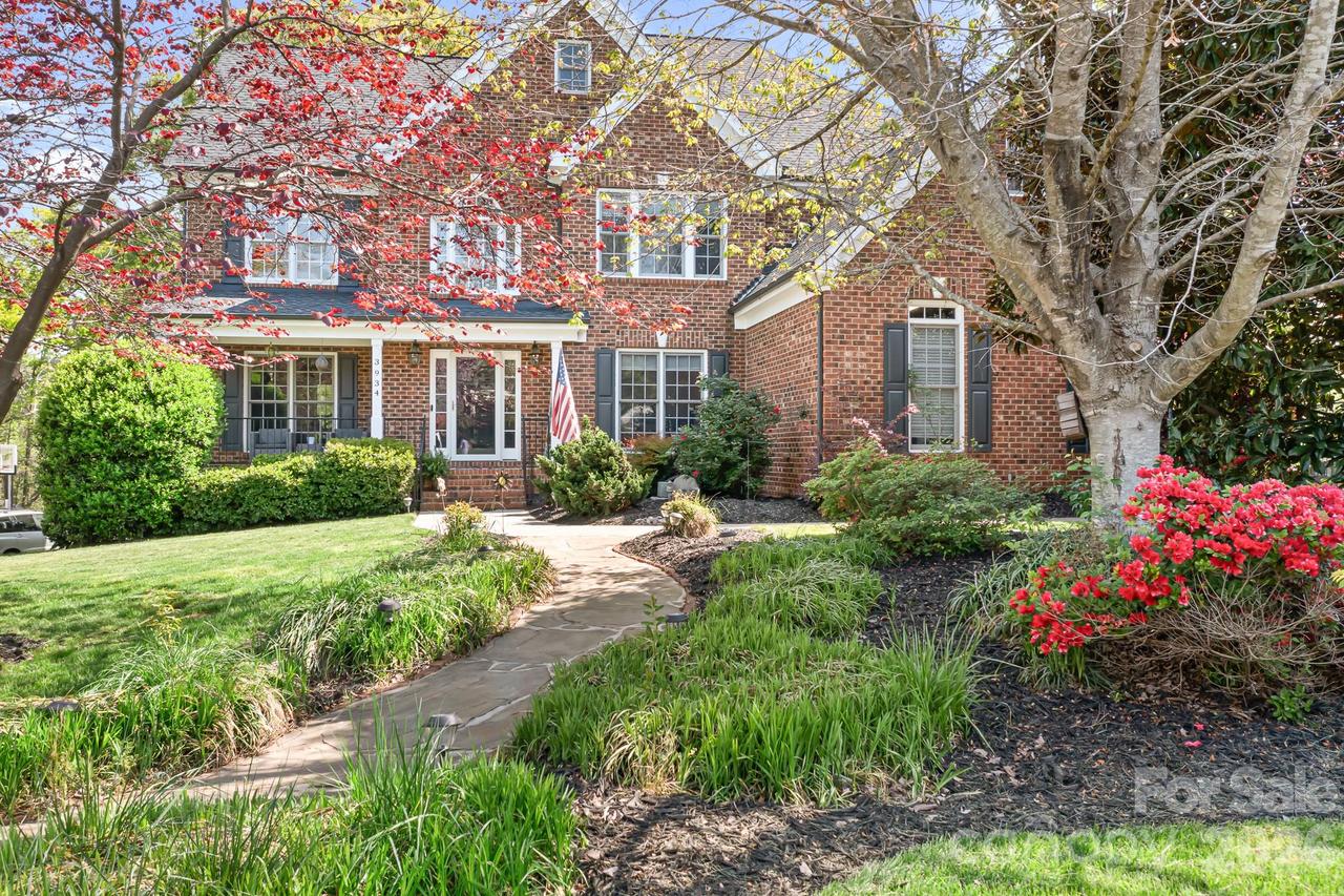 3934 Blue Dory Ln., Denver, NC 28037