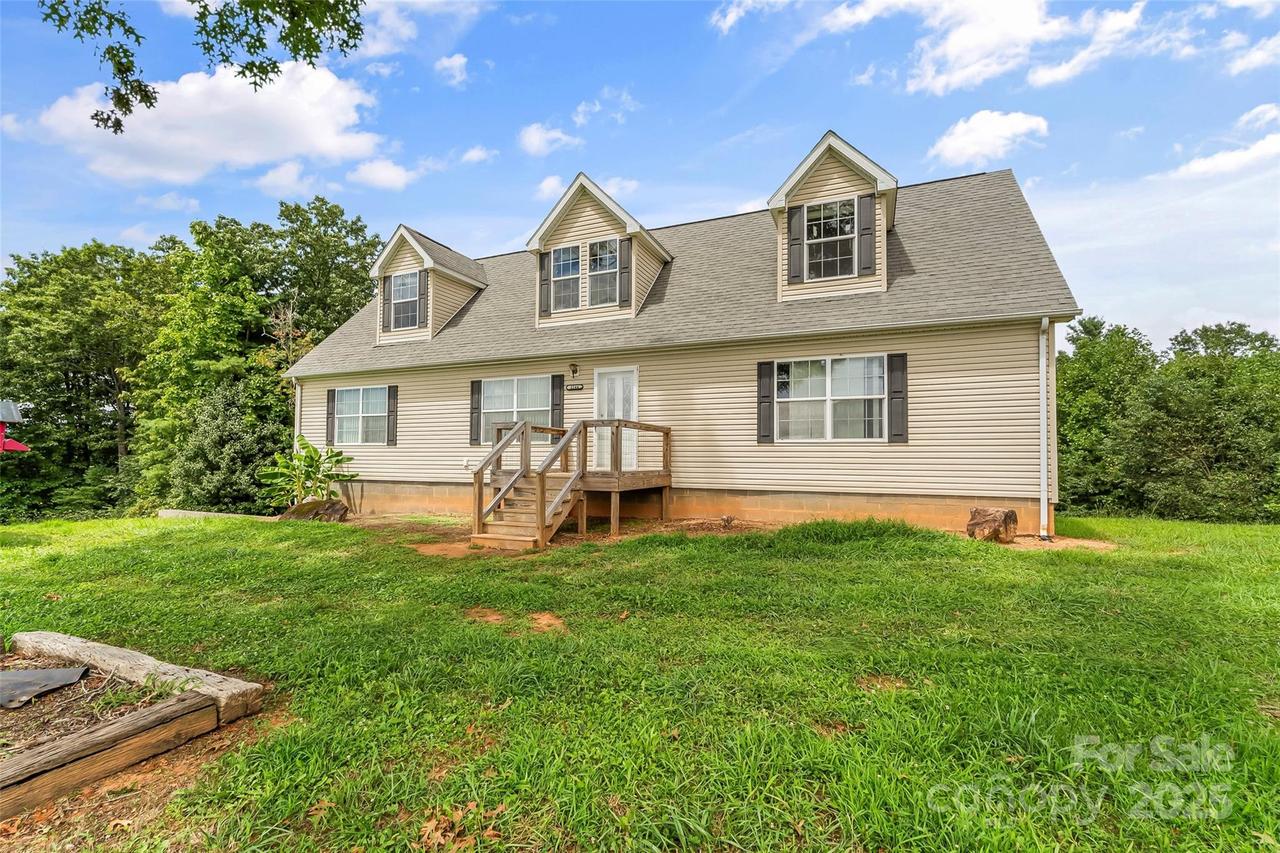 3144 Henderson Mill Rd., Morganton, NC 28655