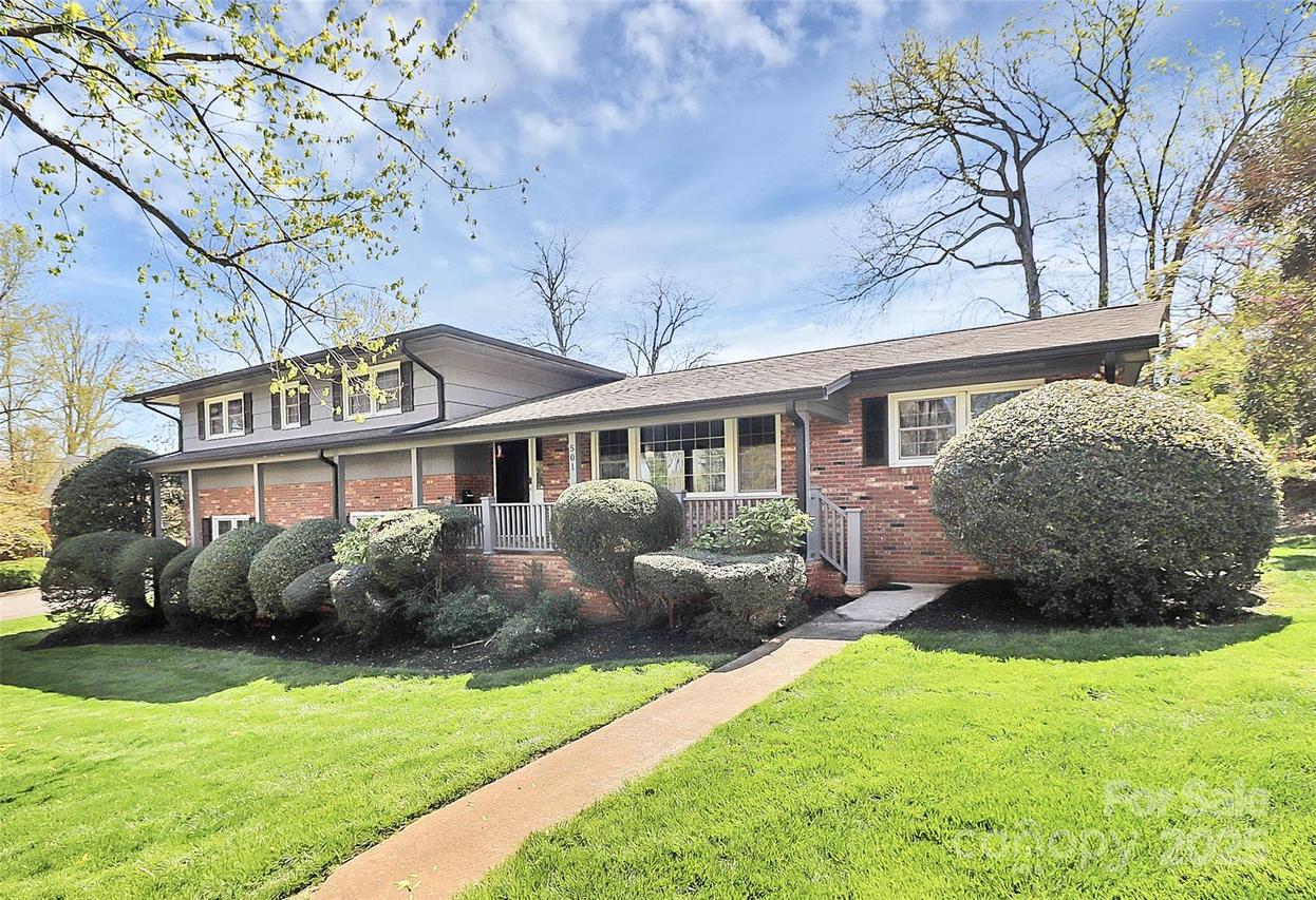 501 Eastwood Dr., Gastonia, NC 28054