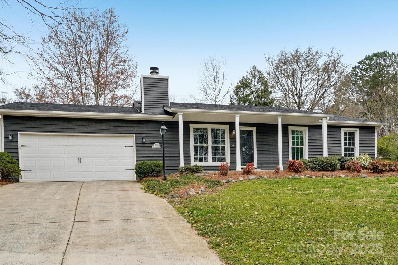 6501 Thamesmead Ln., Mint Hill, NC 28227
