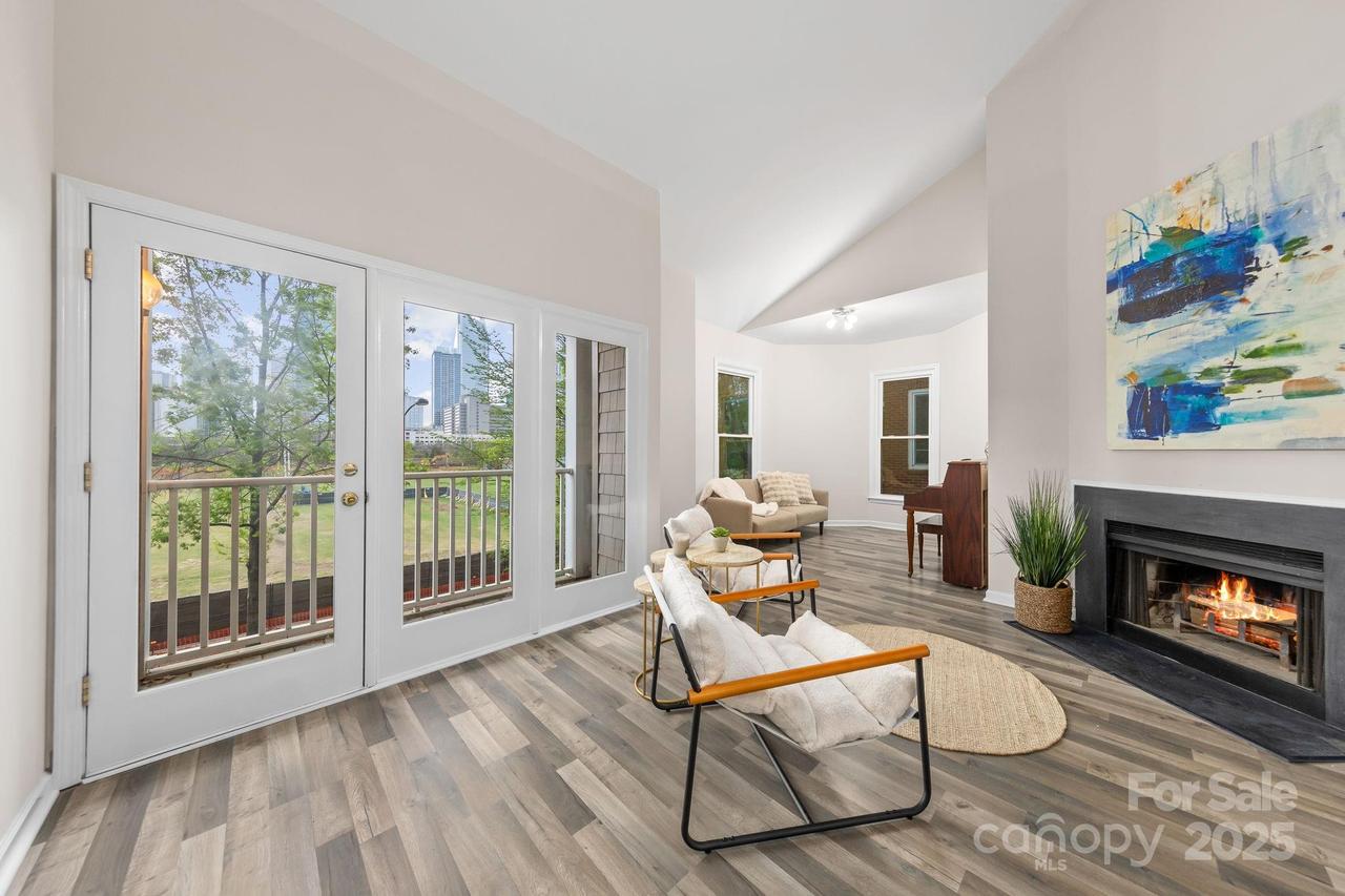 306 S Cedar St. #10, Charlotte, NC 28202