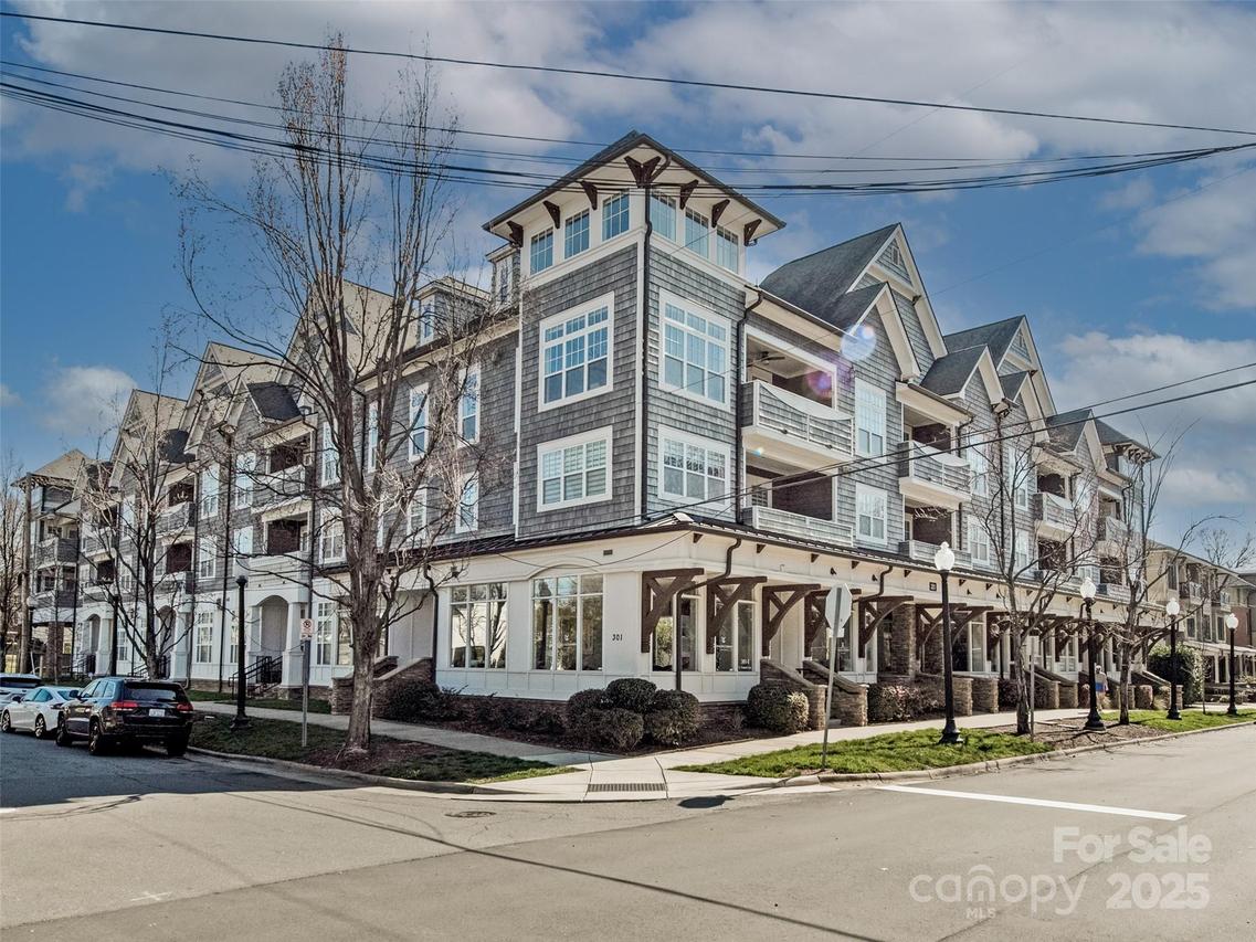 301 E Tremont Ave., Charlotte, NC 28203