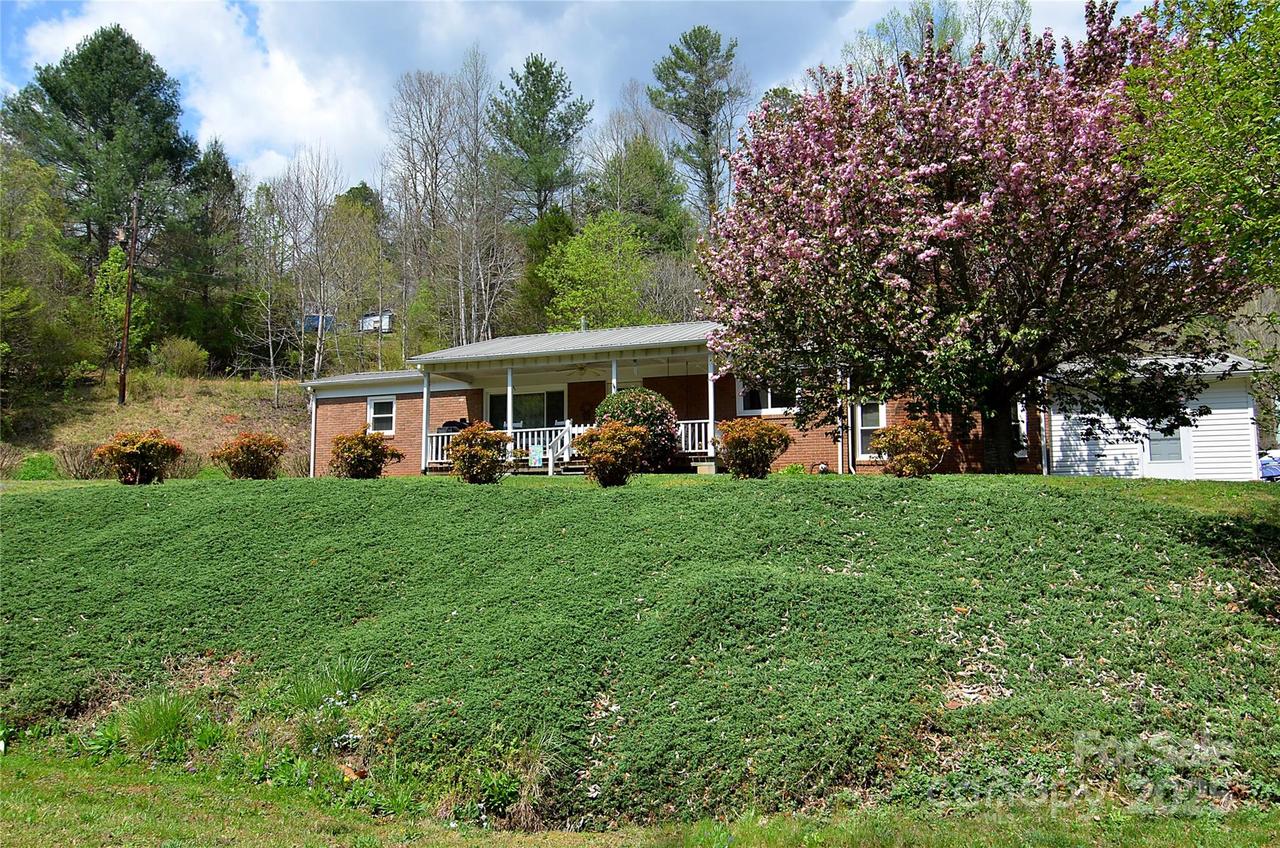 5360 Franklin Pl., Collettsville, NC 28611