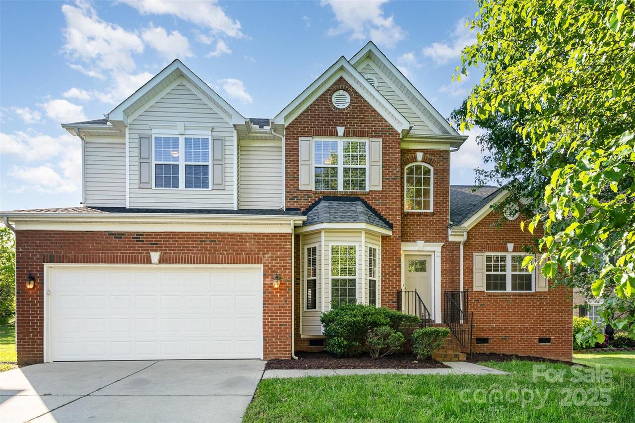 2514 Waters Vista Cir., Charlotte, NC 28213