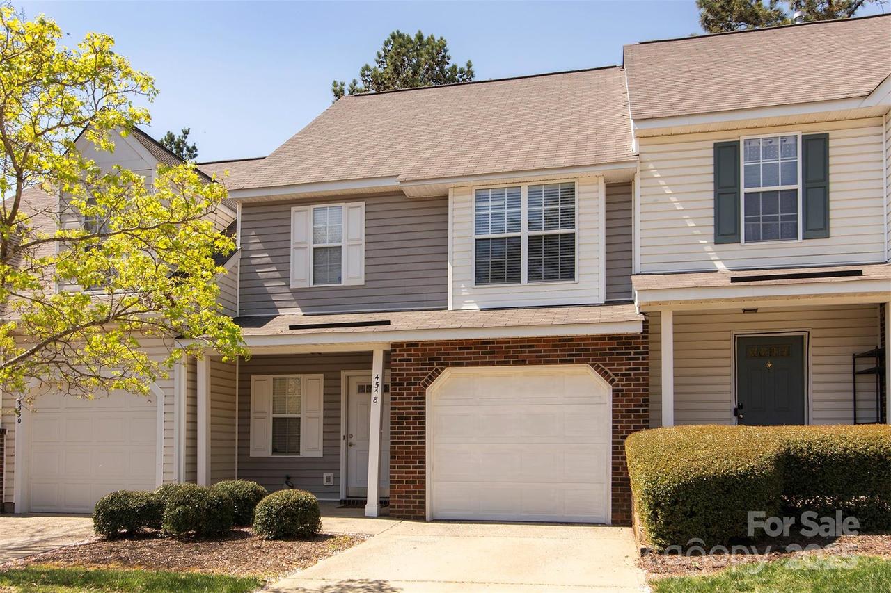 4548 Antelope Ln., Charlotte, NC 28269