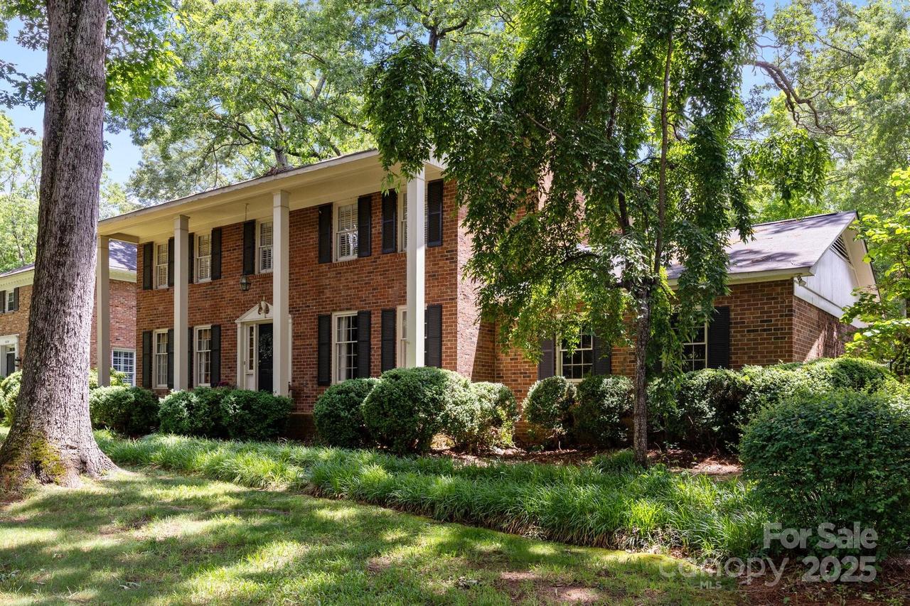 5510 Sardis Rd., Charlotte, NC 28270