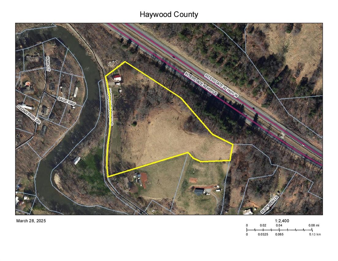 1208 Hyder Mountain Rd., Clyde, NC 28721