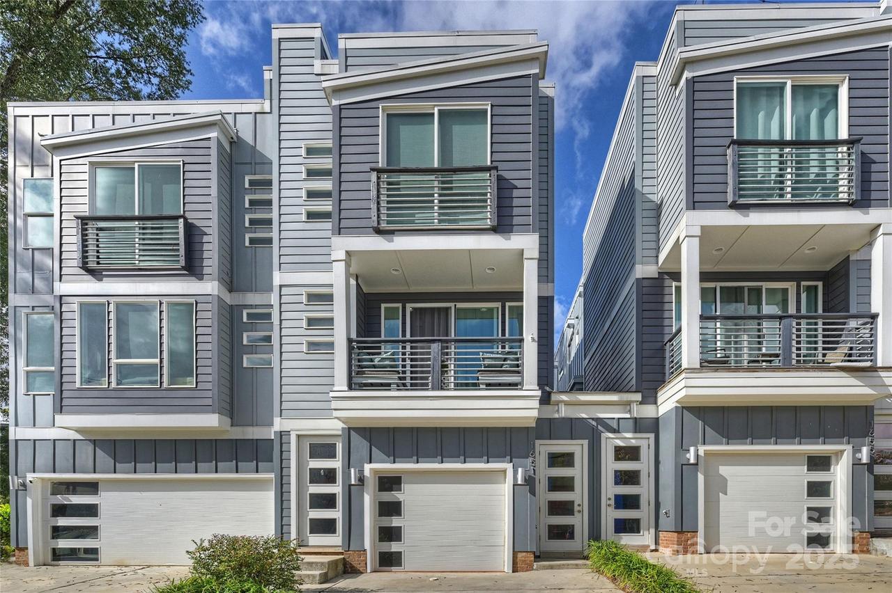 1651 Duckworth Ave., Charlotte, NC 28208