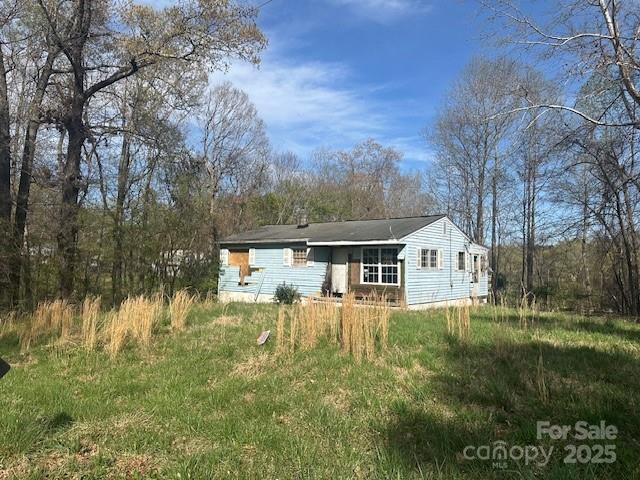 1125 Hillcrest Dr., Thomasville, NC 27360