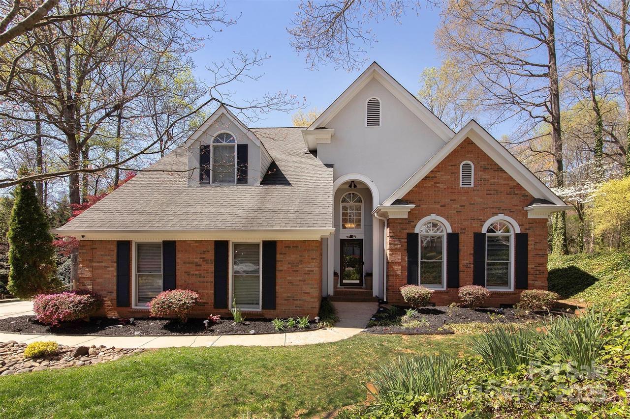 15327 Rush Lake Ln., Huntersville, NC 28078