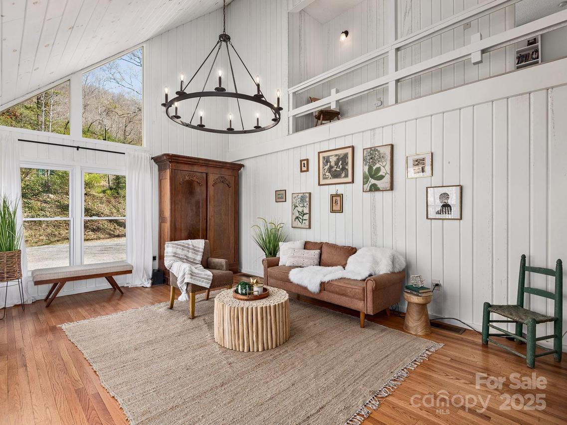 1469 Old Fort Rd., Fairview, NC 28730