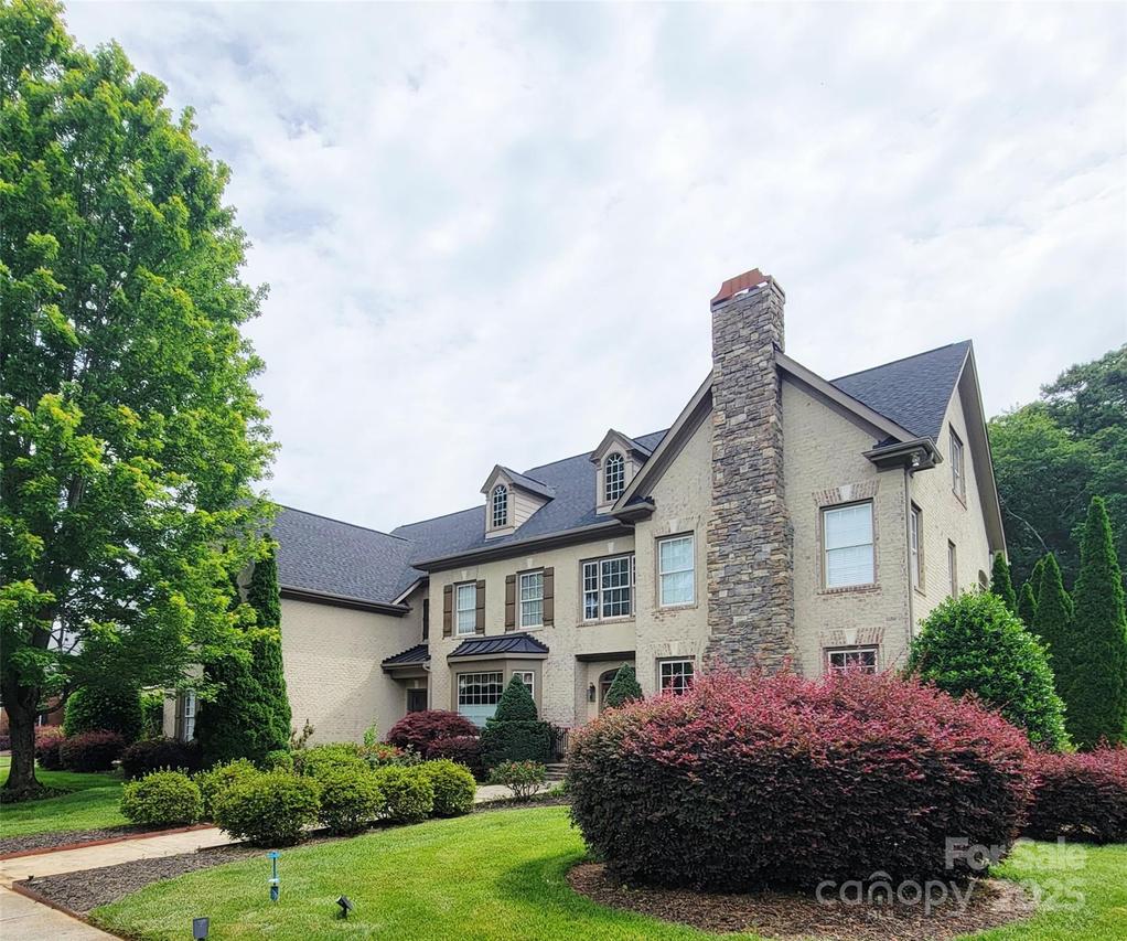 708 Ridgelake Dr., Weddington, NC 28104
