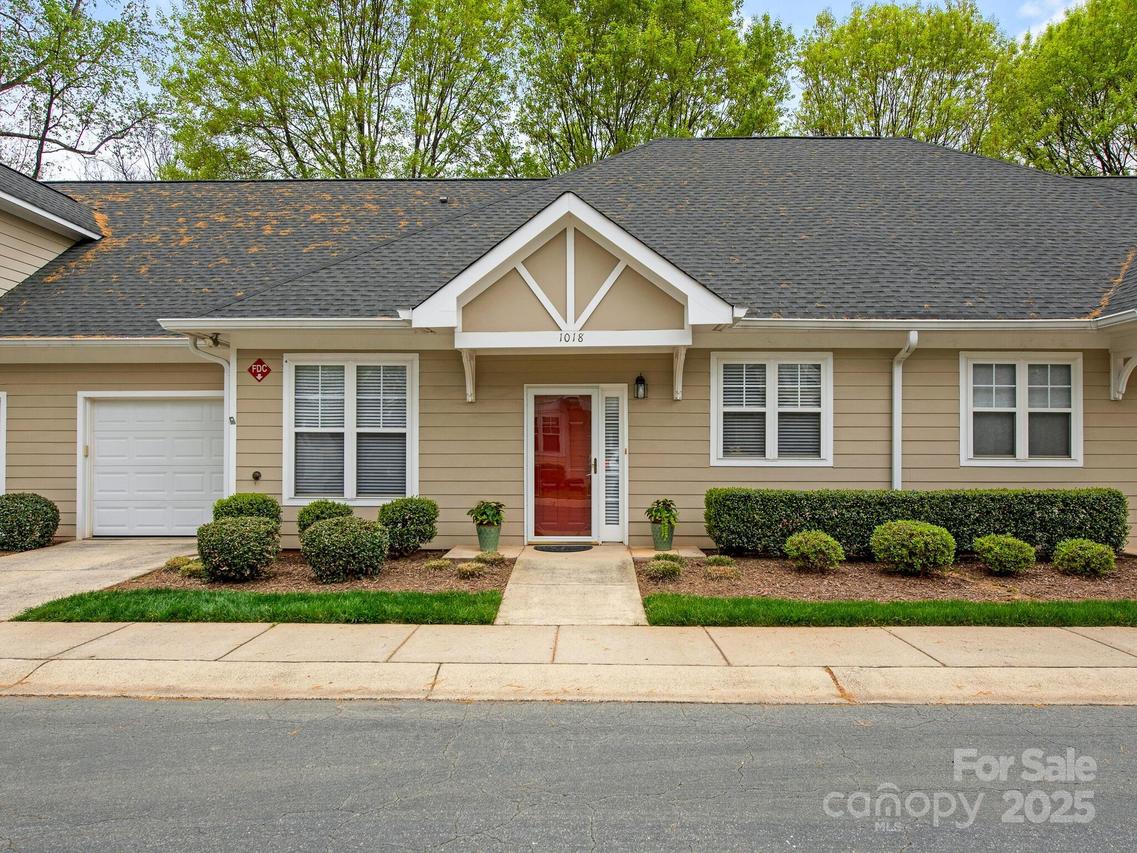 1018 Davant Ln., Charlotte, NC 28209