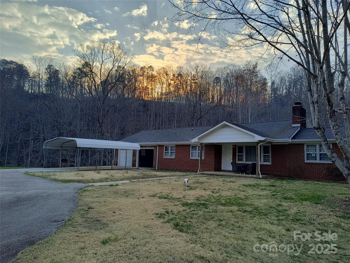358 Carson Elliott Dr., Marion, NC 28752