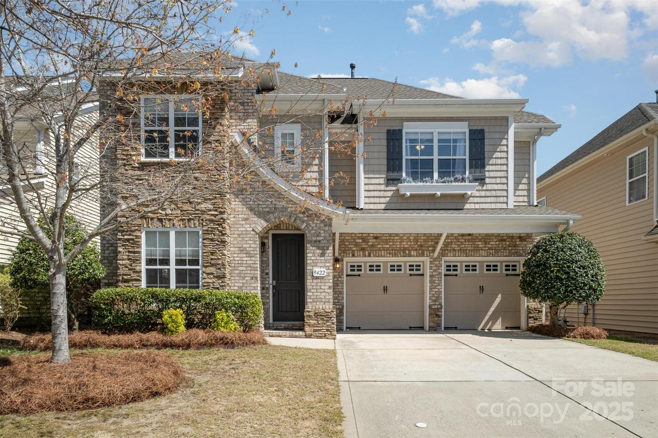 9422 Ridgeforest Dr., Charlotte, NC 28277