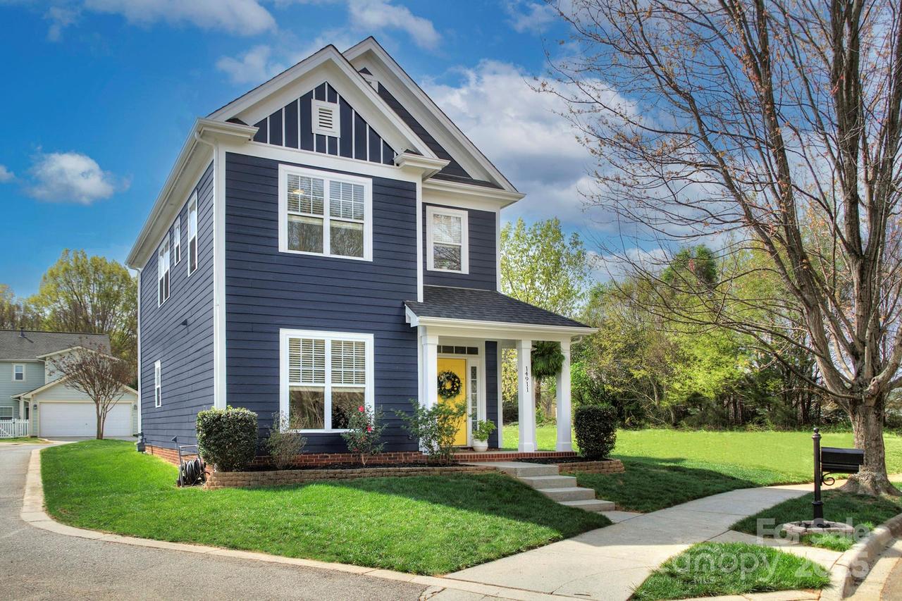 14911 Barnsbury Dr., Huntersville, NC 28078