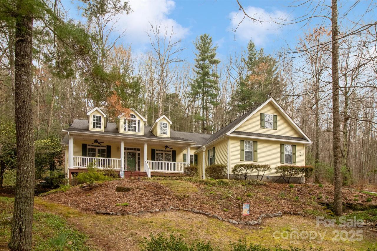 74 Old Logging Tr., Hendersonville, NC 28739