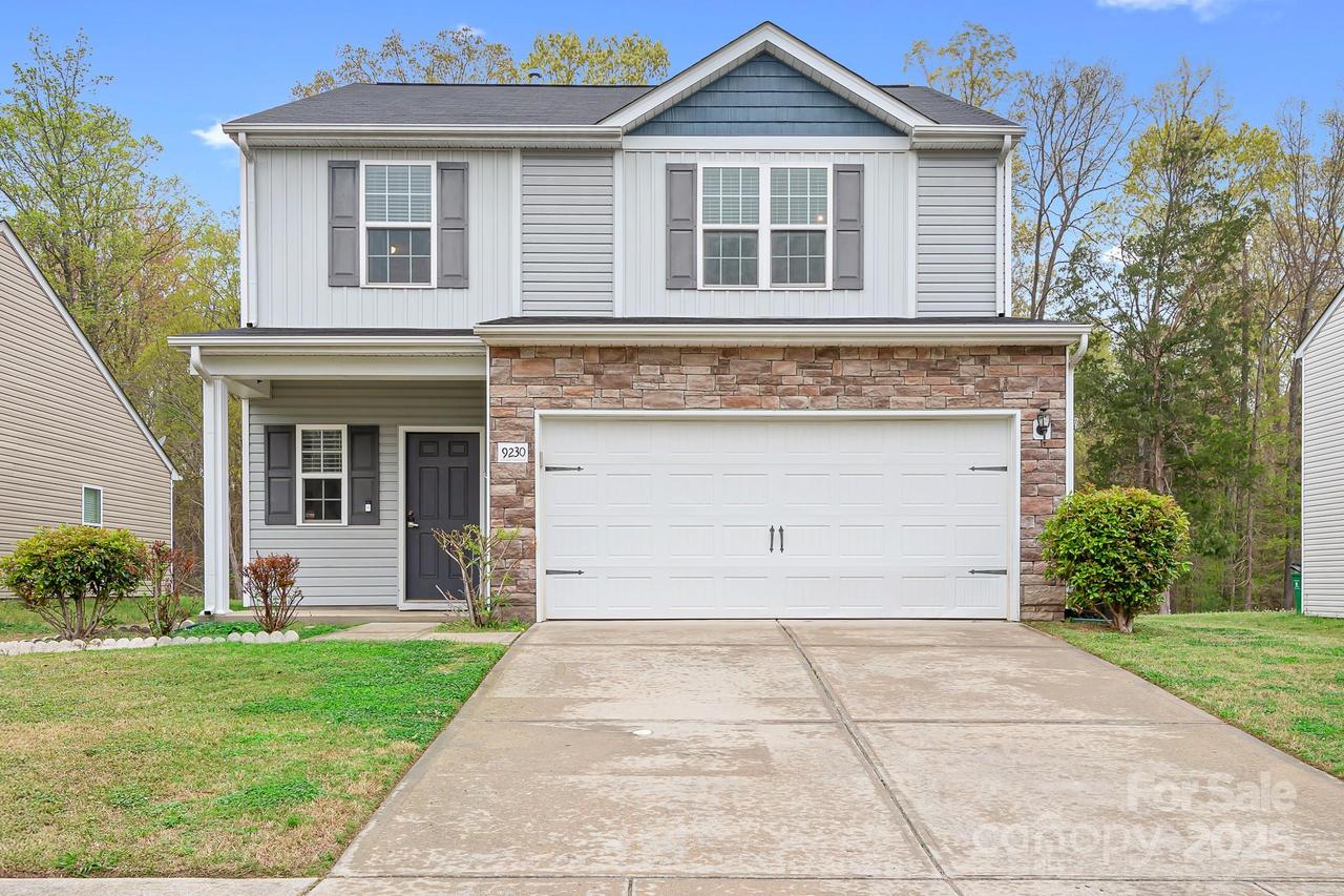 9230 Avery Meadows Dr., Charlotte, NC 28216